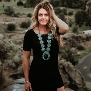 Meet your Posher, Kayla